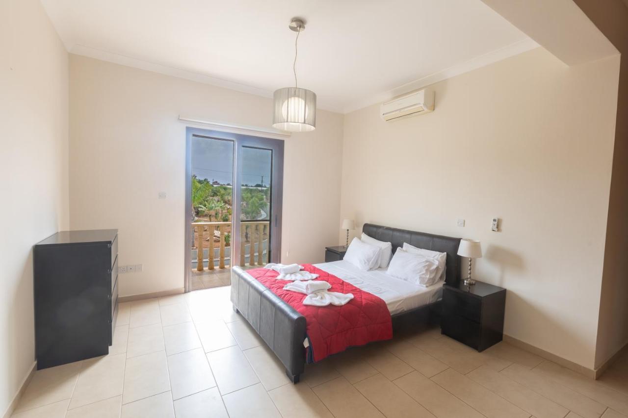 פרוטאראס Sparta Luxury Villa מראה חיצוני תמונה