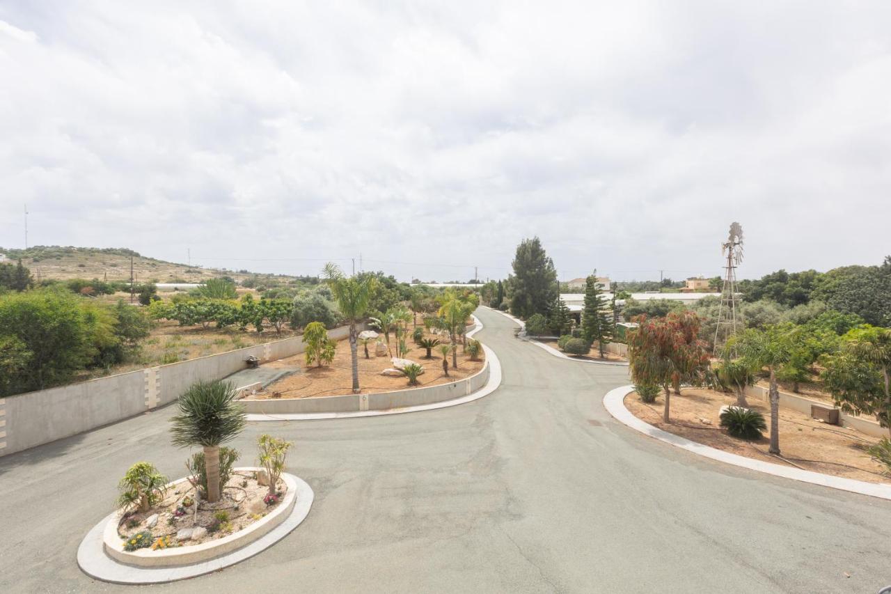 פרוטאראס Sparta Luxury Villa מראה חיצוני תמונה