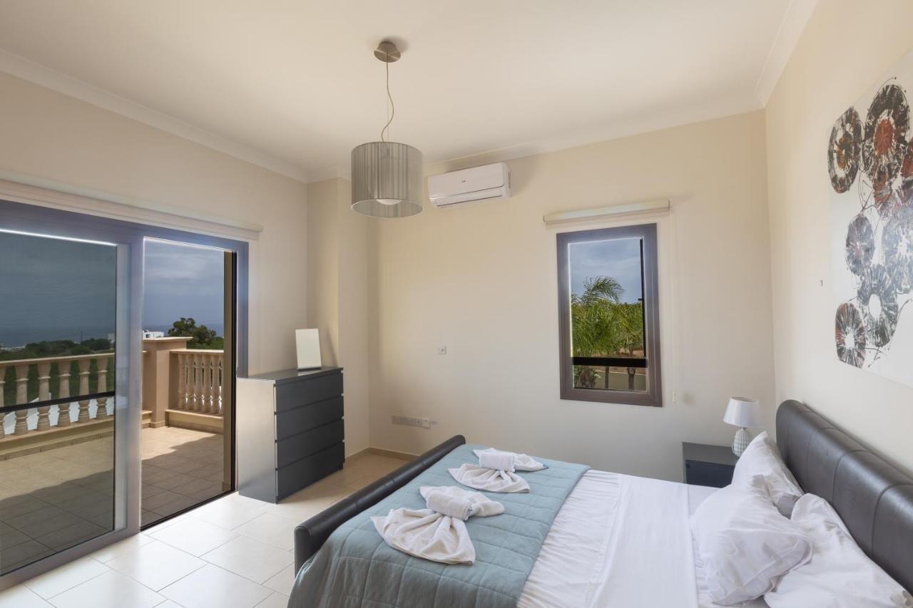 פרוטאראס Sparta Luxury Villa מראה חיצוני תמונה