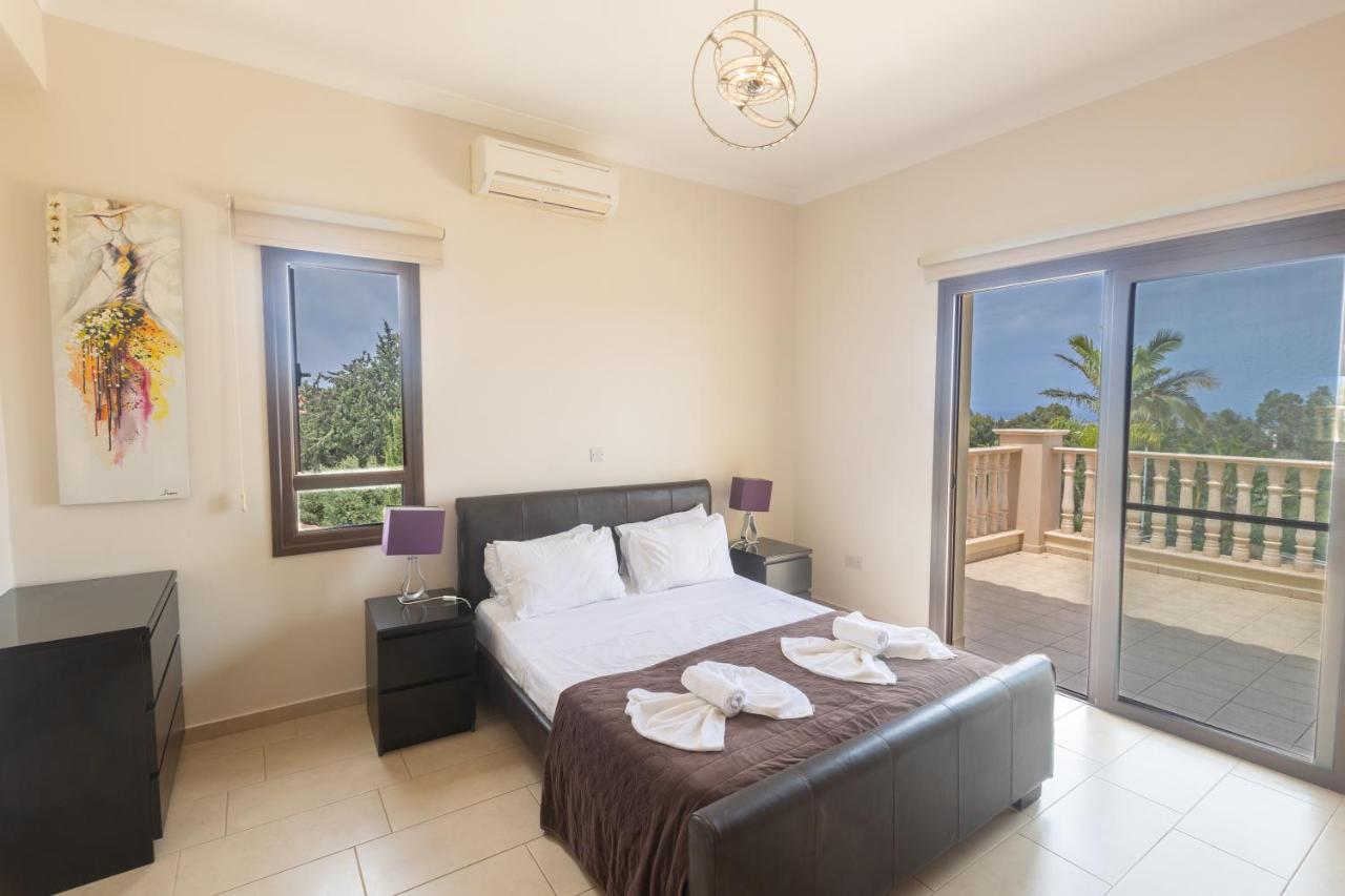 פרוטאראס Sparta Luxury Villa מראה חיצוני תמונה