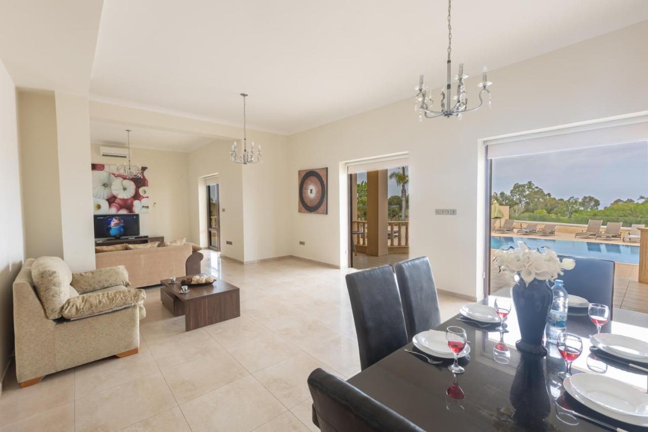 פרוטאראס Sparta Luxury Villa מראה חיצוני תמונה