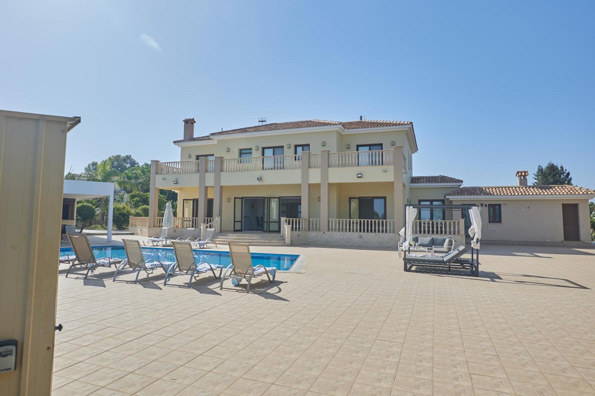 פרוטאראס Sparta Luxury Villa מראה חיצוני תמונה