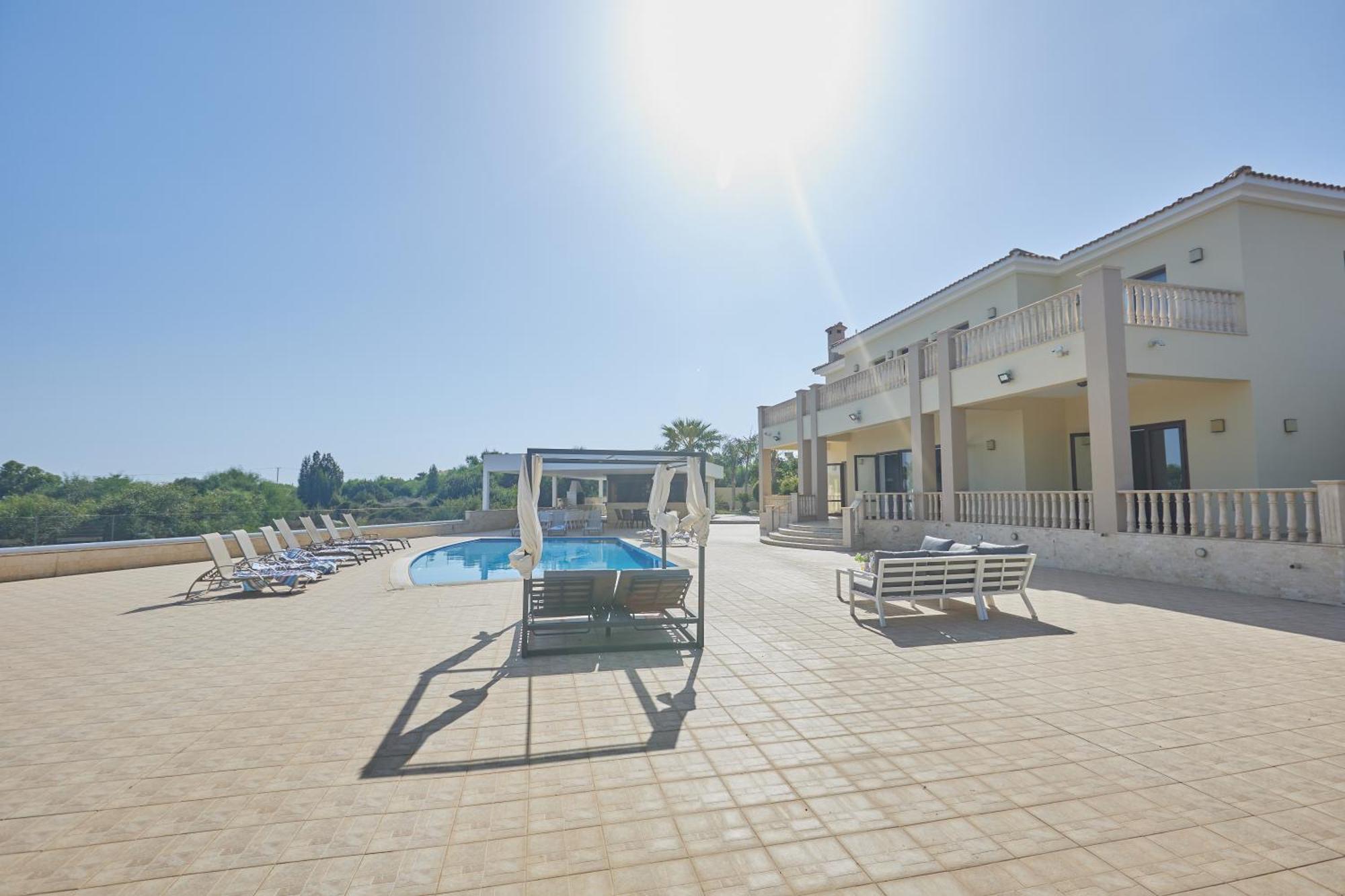פרוטאראס Sparta Luxury Villa מראה חיצוני תמונה